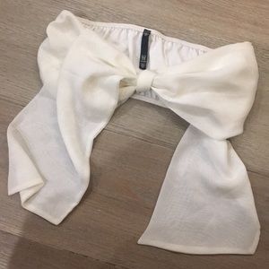 Love Culture bow top